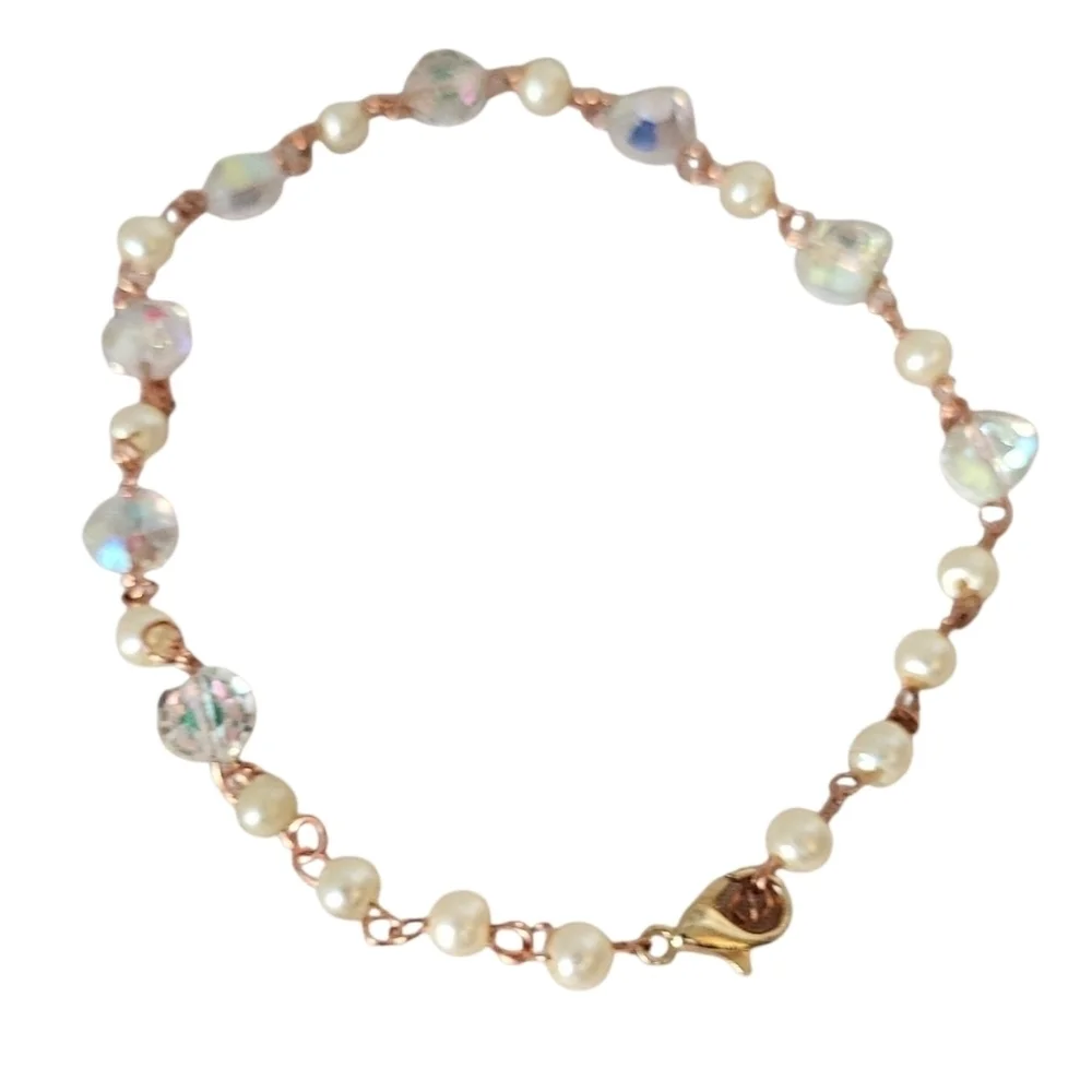 Hand Crafted ​dainty pearl